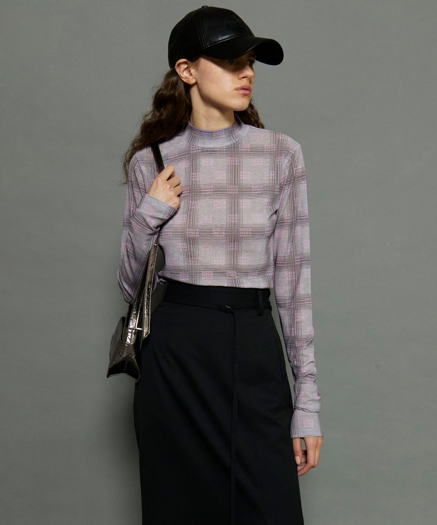 FOCUS Checkered Turtleneck Tops