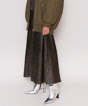 【24WINTER PRE-ORDER】Tack Pleats Vegan Leather Long Skirt