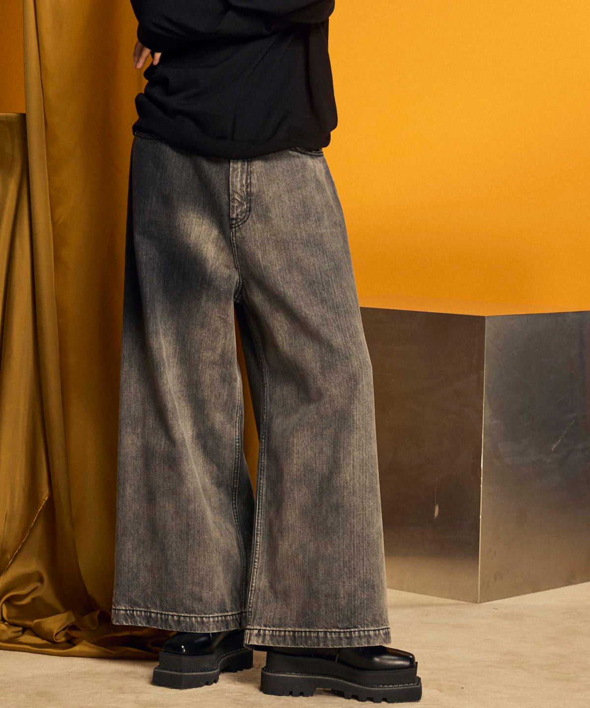 Hyper Wide Denim Buggy Pants