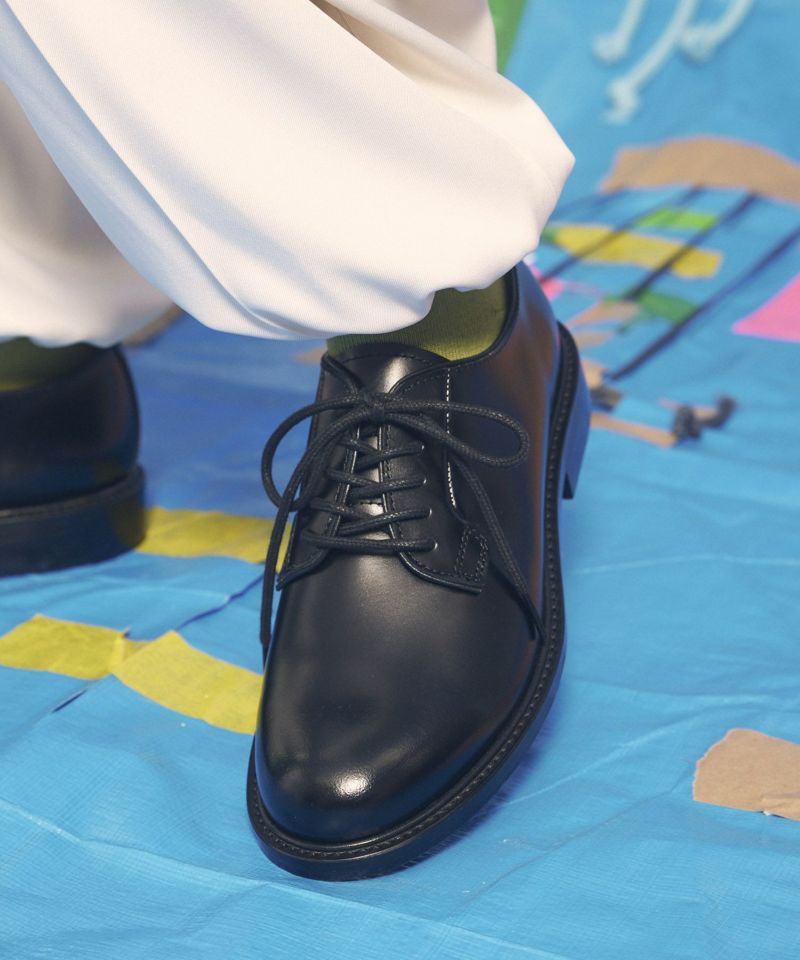 【SPECIAL SHOES FACTORY コラボ】東京産スムースレザープレーントゥシューズ