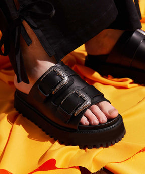 【SPECIAL SHOES FACTORY COLLABORATION】Italian Vibram Sole Double Monk Buckle Sandal Made In TOKYO